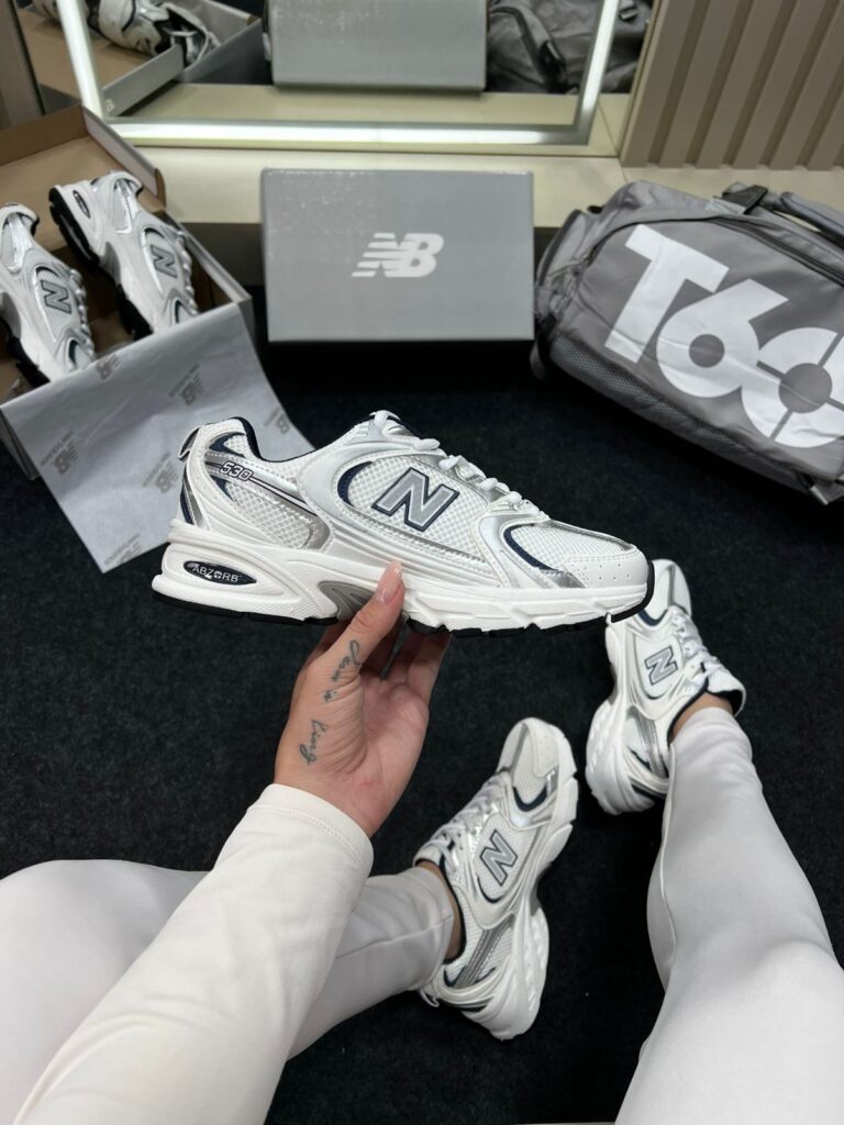 New Balance 530
