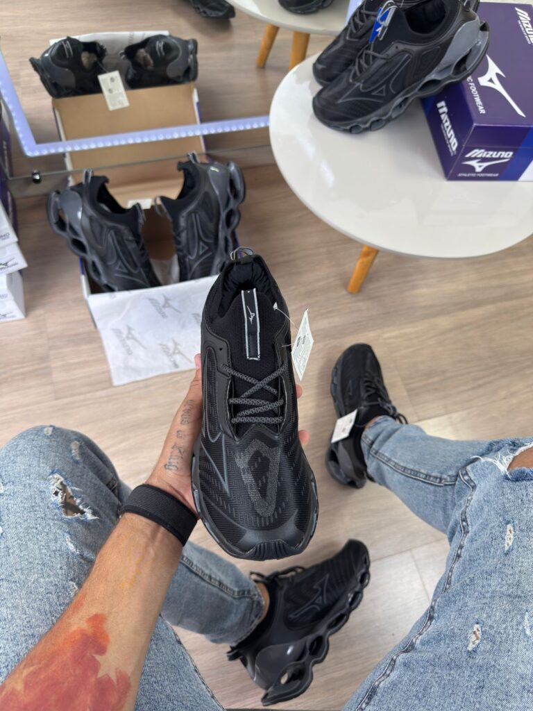 Mizuno Prophecy 14
